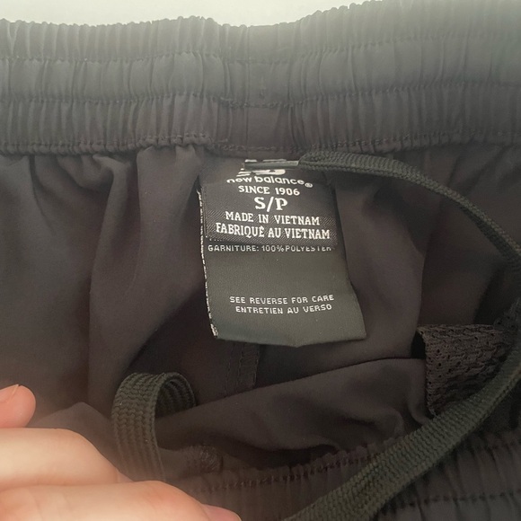 New Balance Joggers - Picture 2 of 2